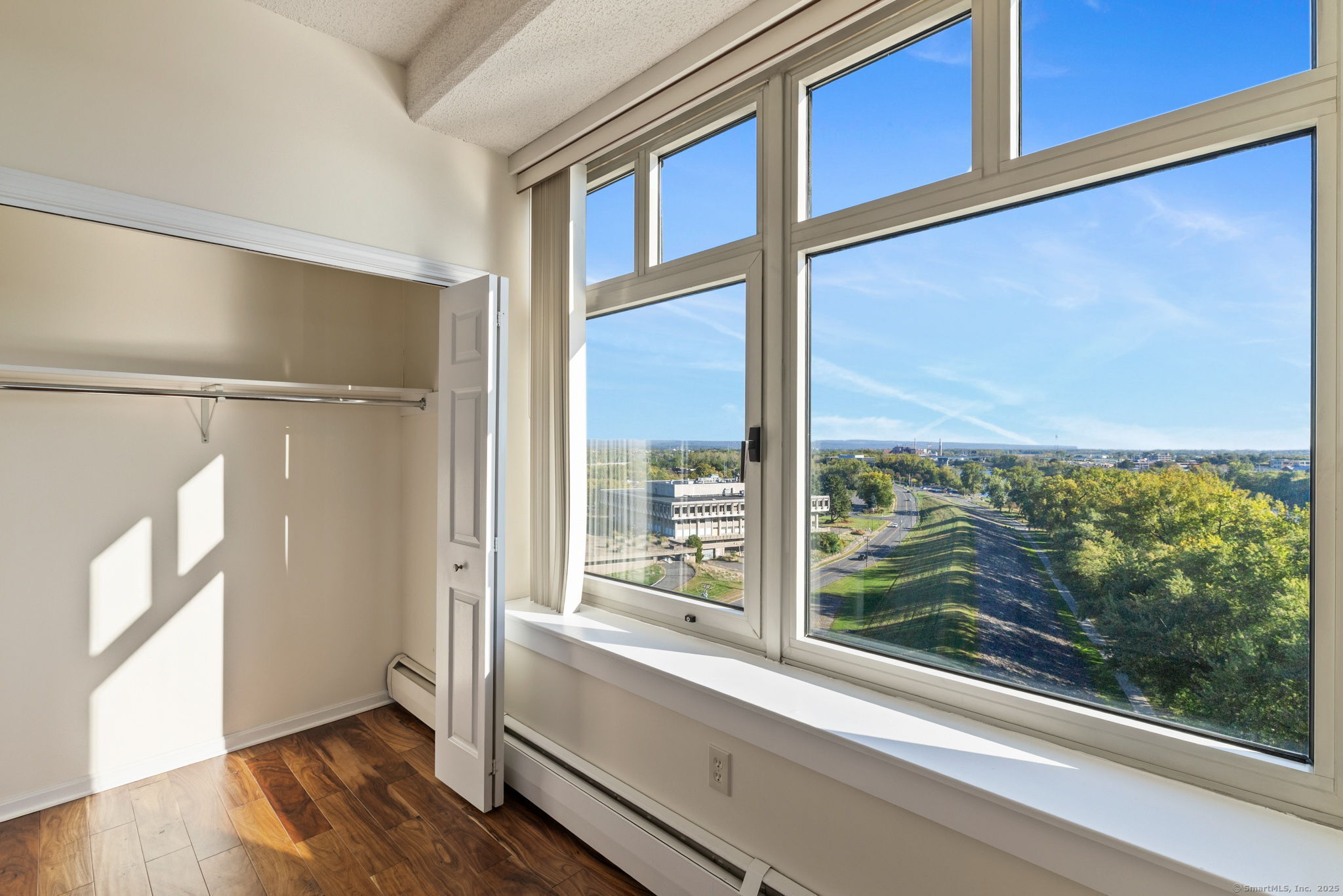 235 East River Drive APT 1107