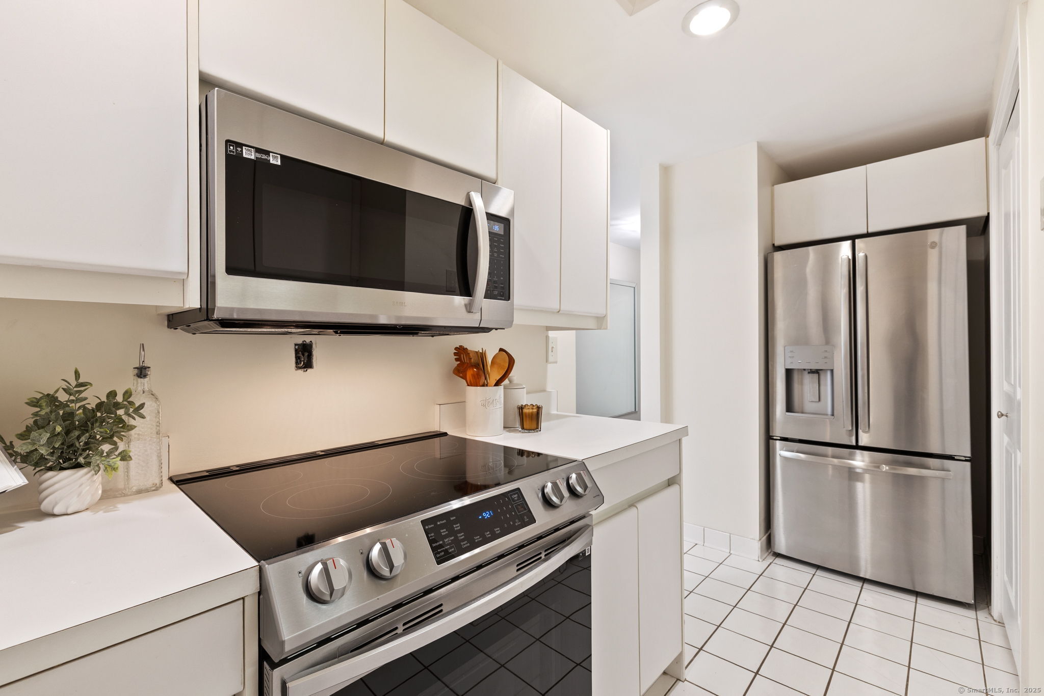 235 East River Drive APT 1107