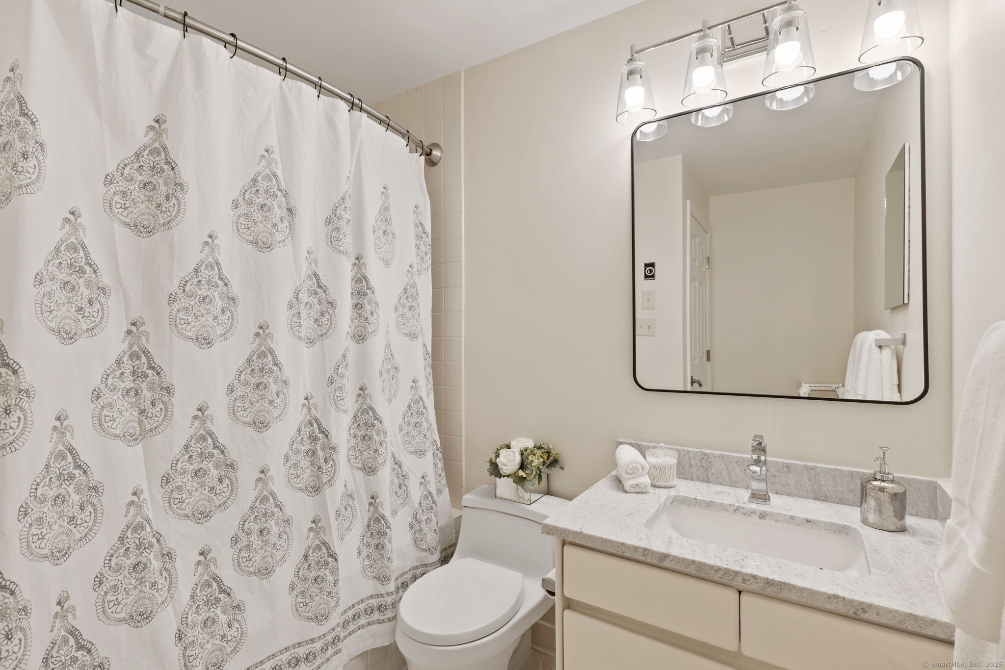 235 East River Drive APT 1107