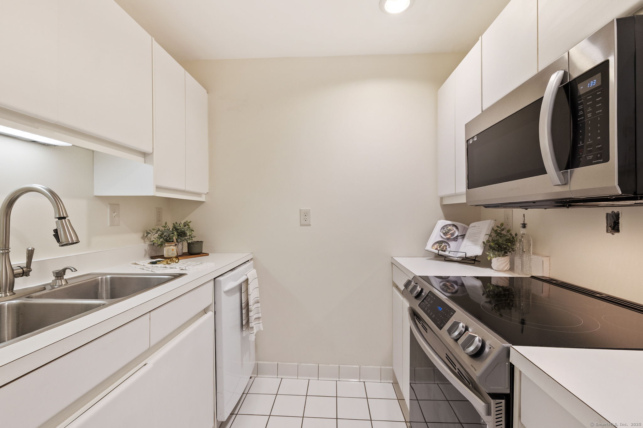 235 East River Drive APT 1107
