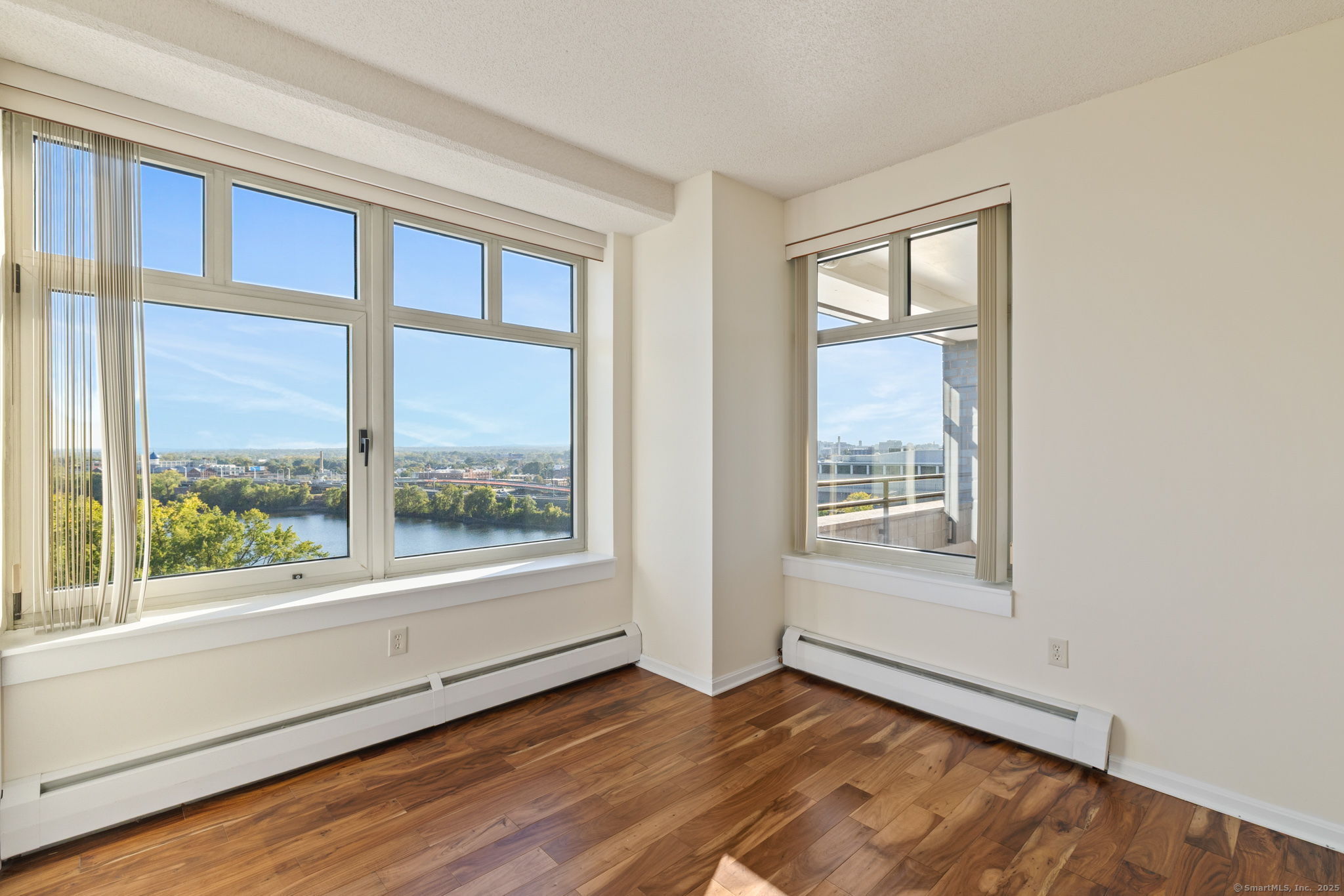 235 East River Drive APT 1107
