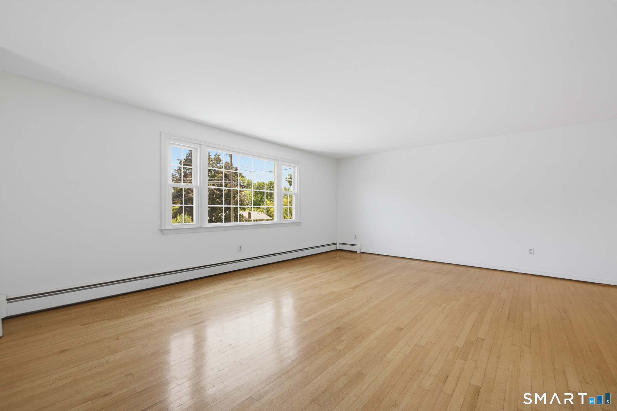 17 Riverside Drive