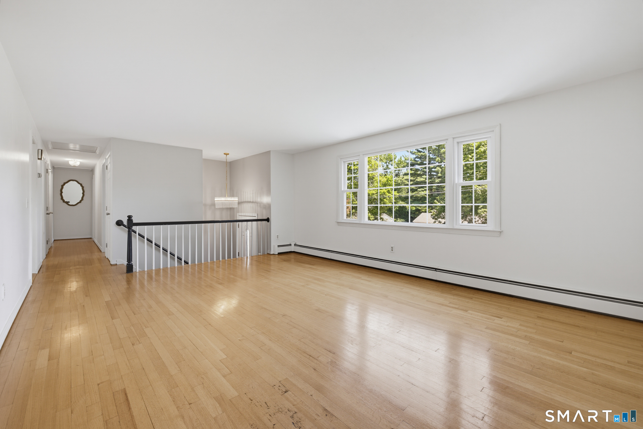 17 Riverside Drive