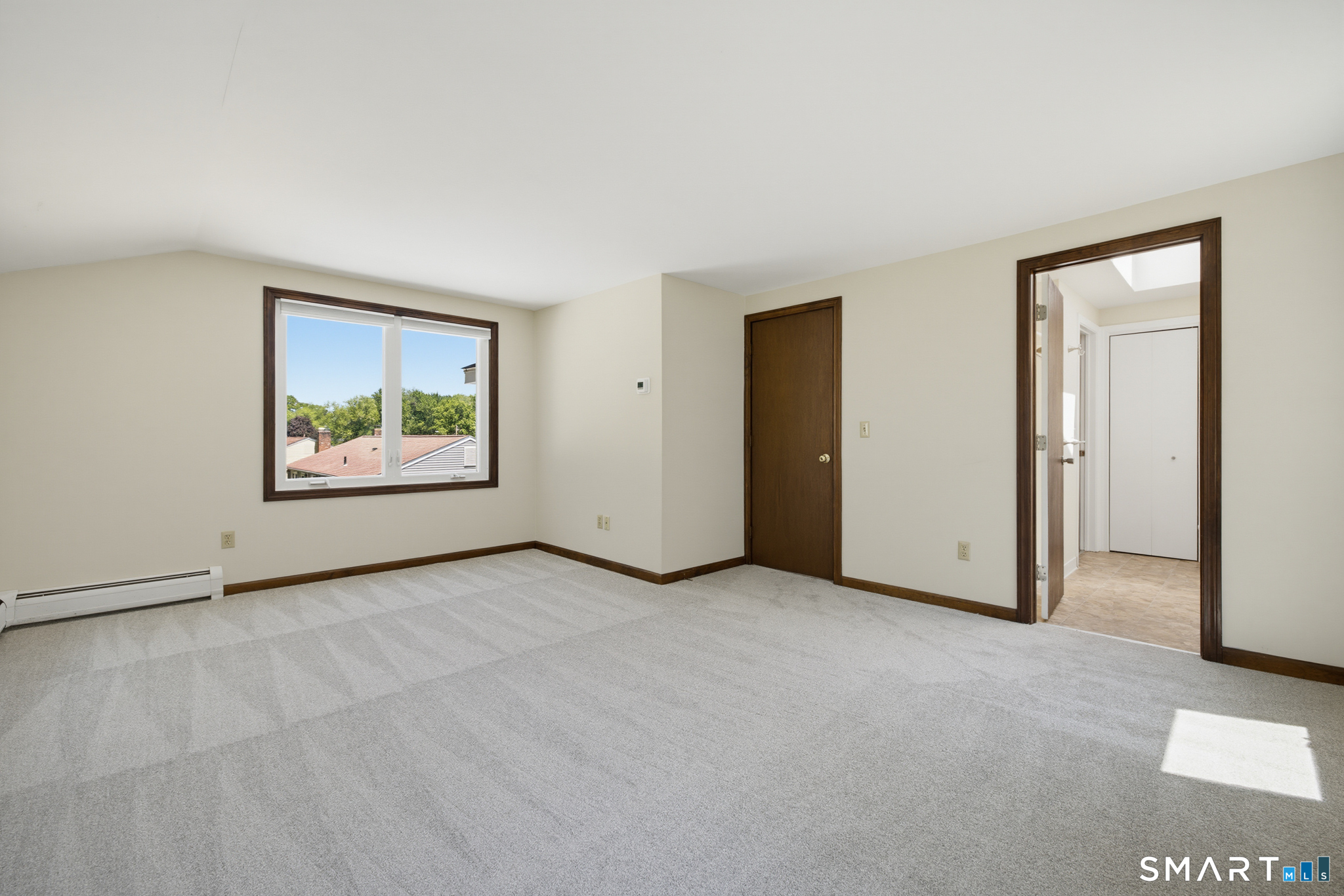 17 Riverside Drive
