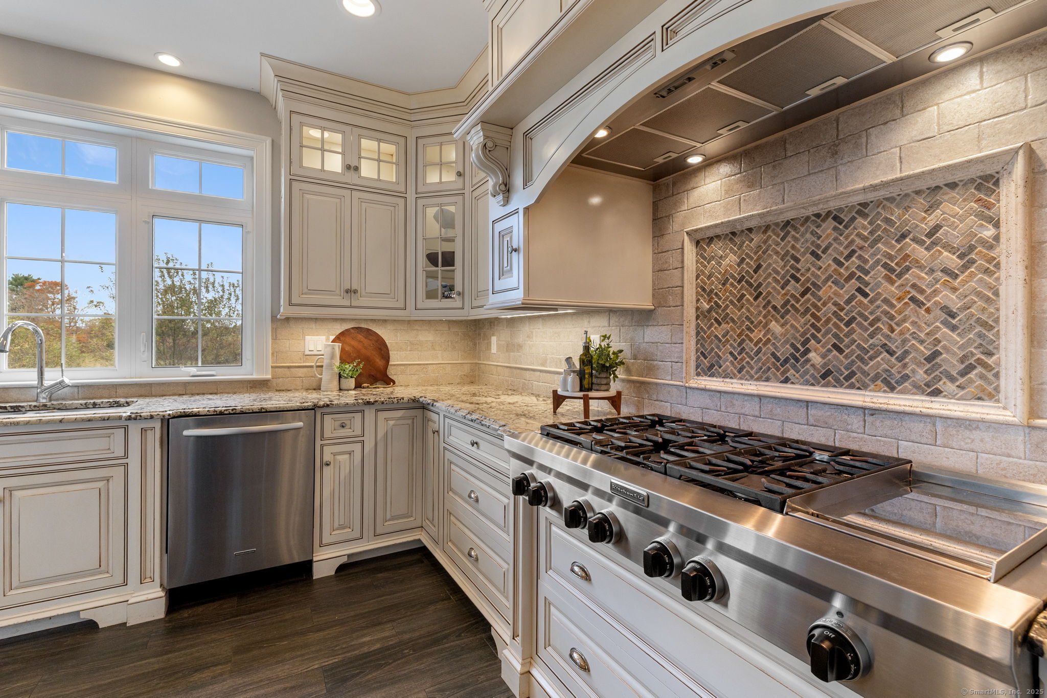 69 Glen Eagles Drive