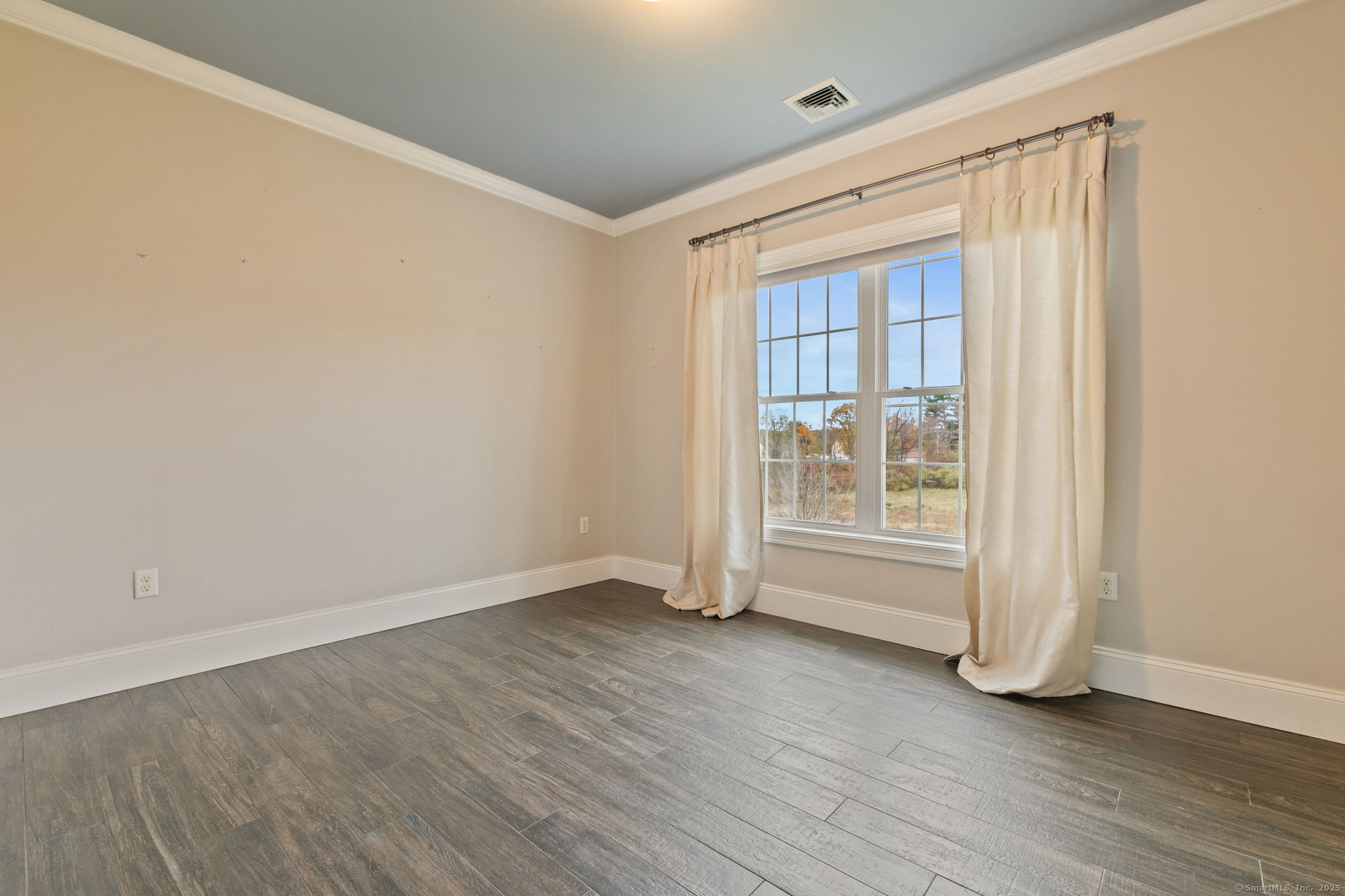 69 Glen Eagles Drive