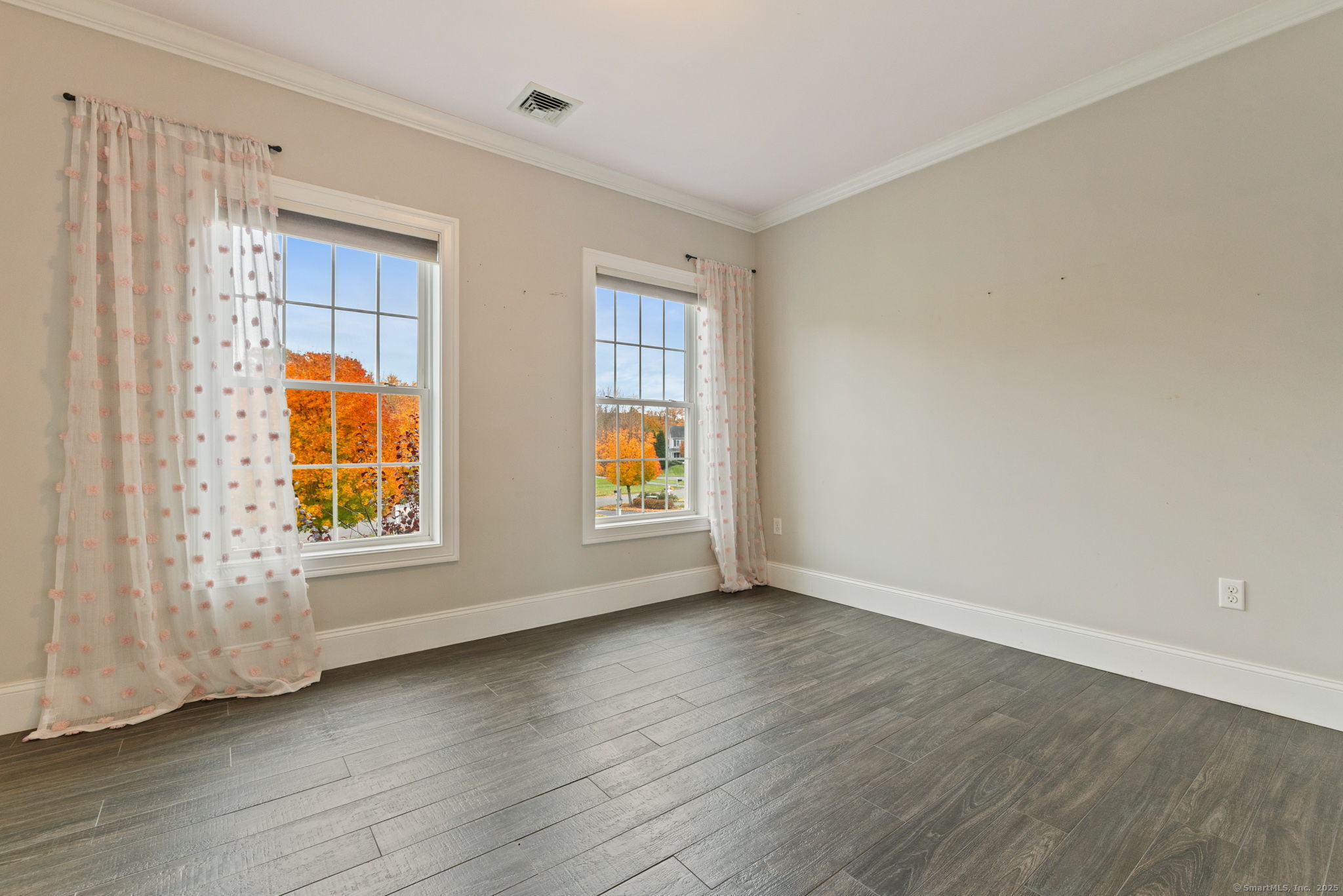 69 Glen Eagles Drive