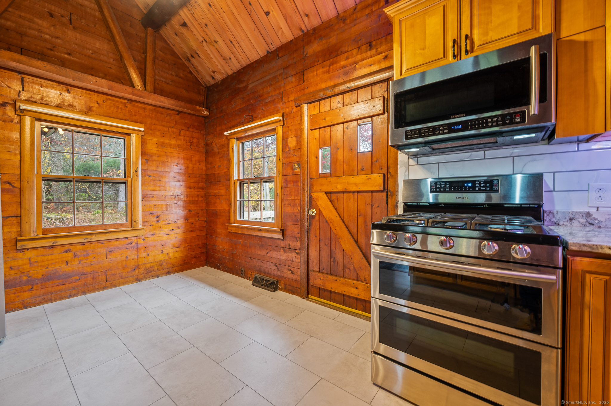 89 Crow Hill Road