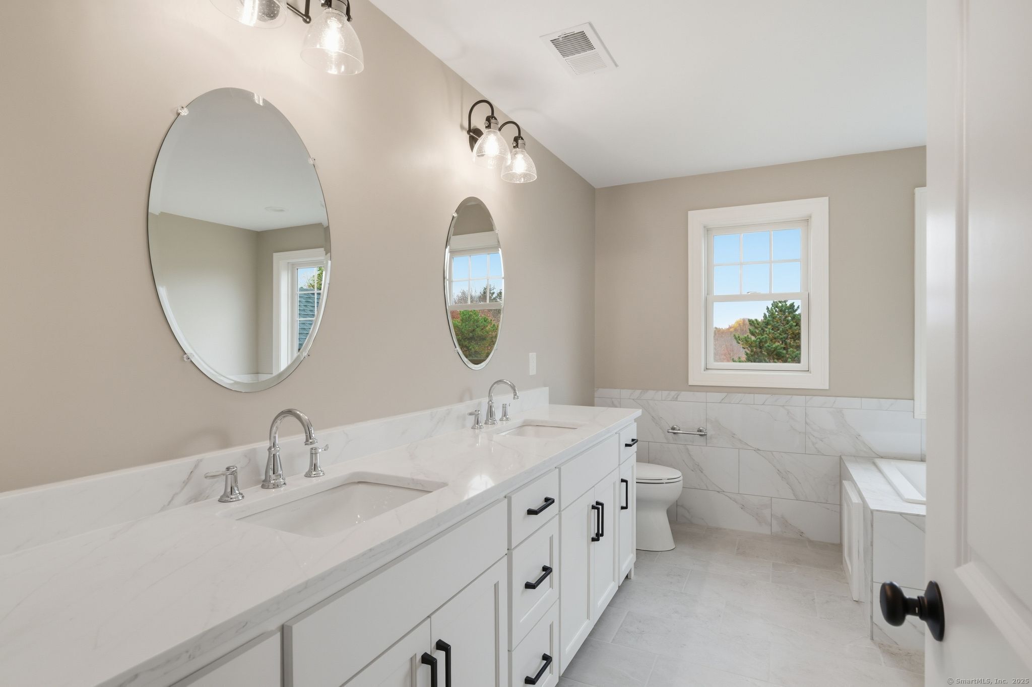 6 Fiddlehead Place