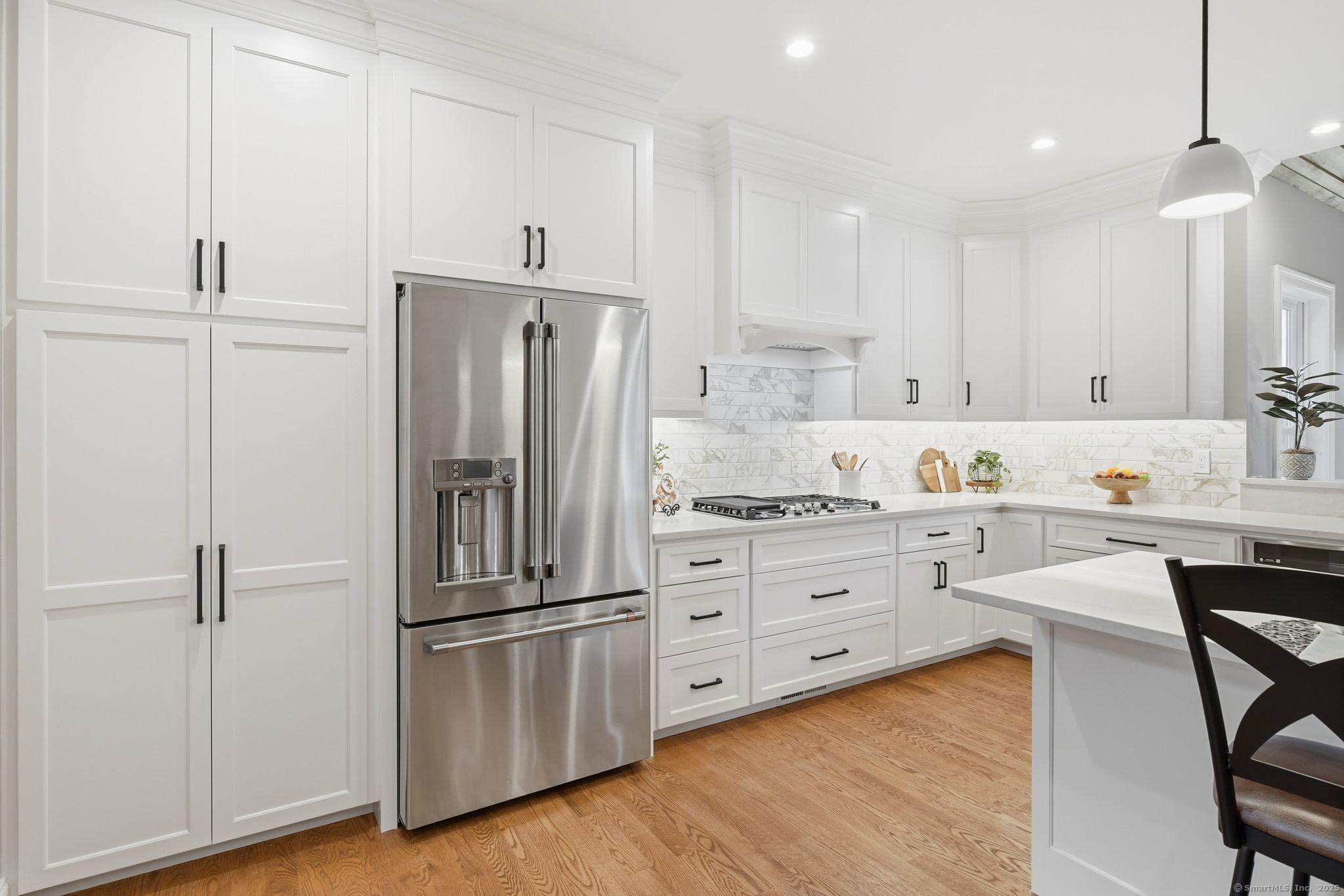 6 Fiddlehead Place