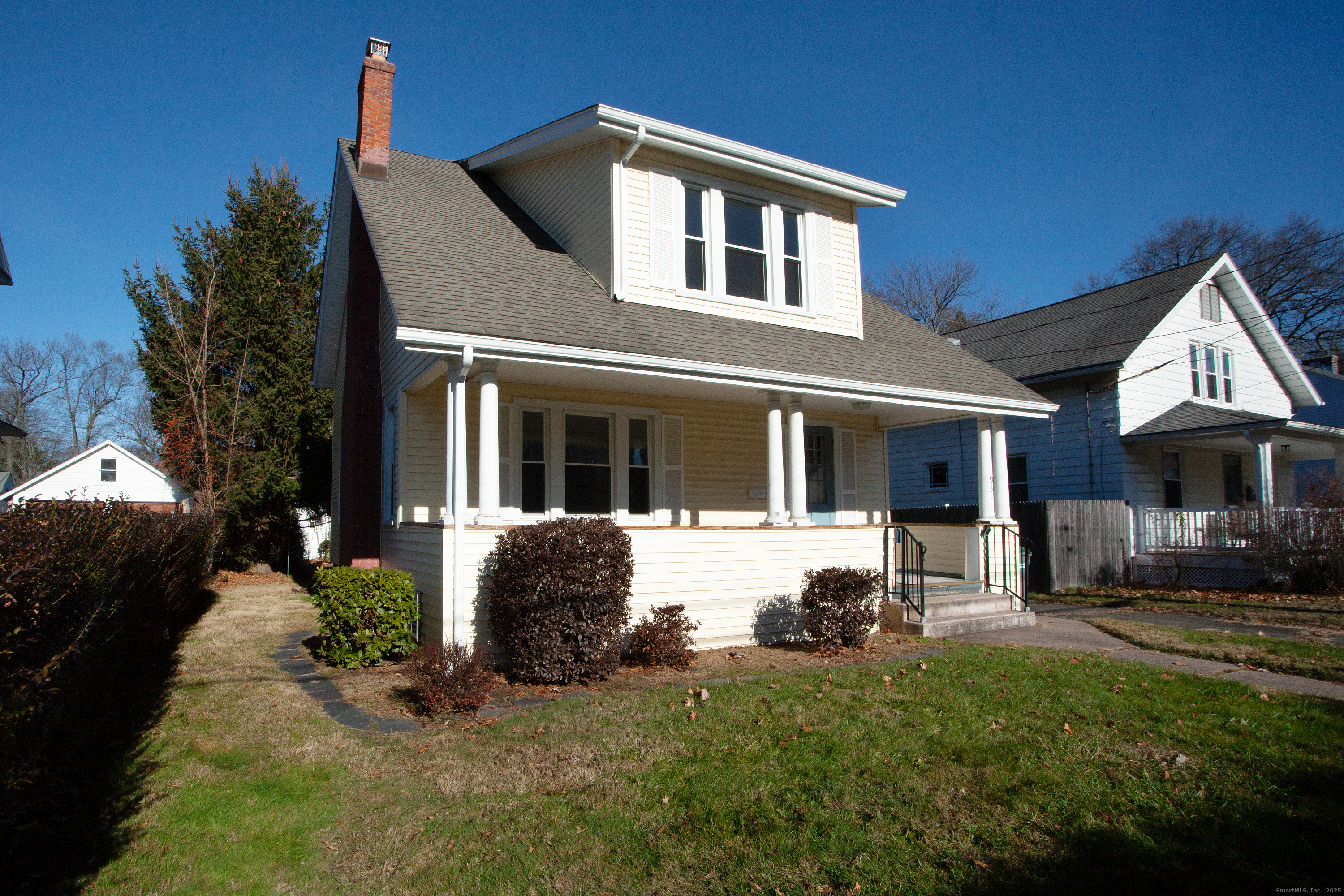 93 Hollister Street