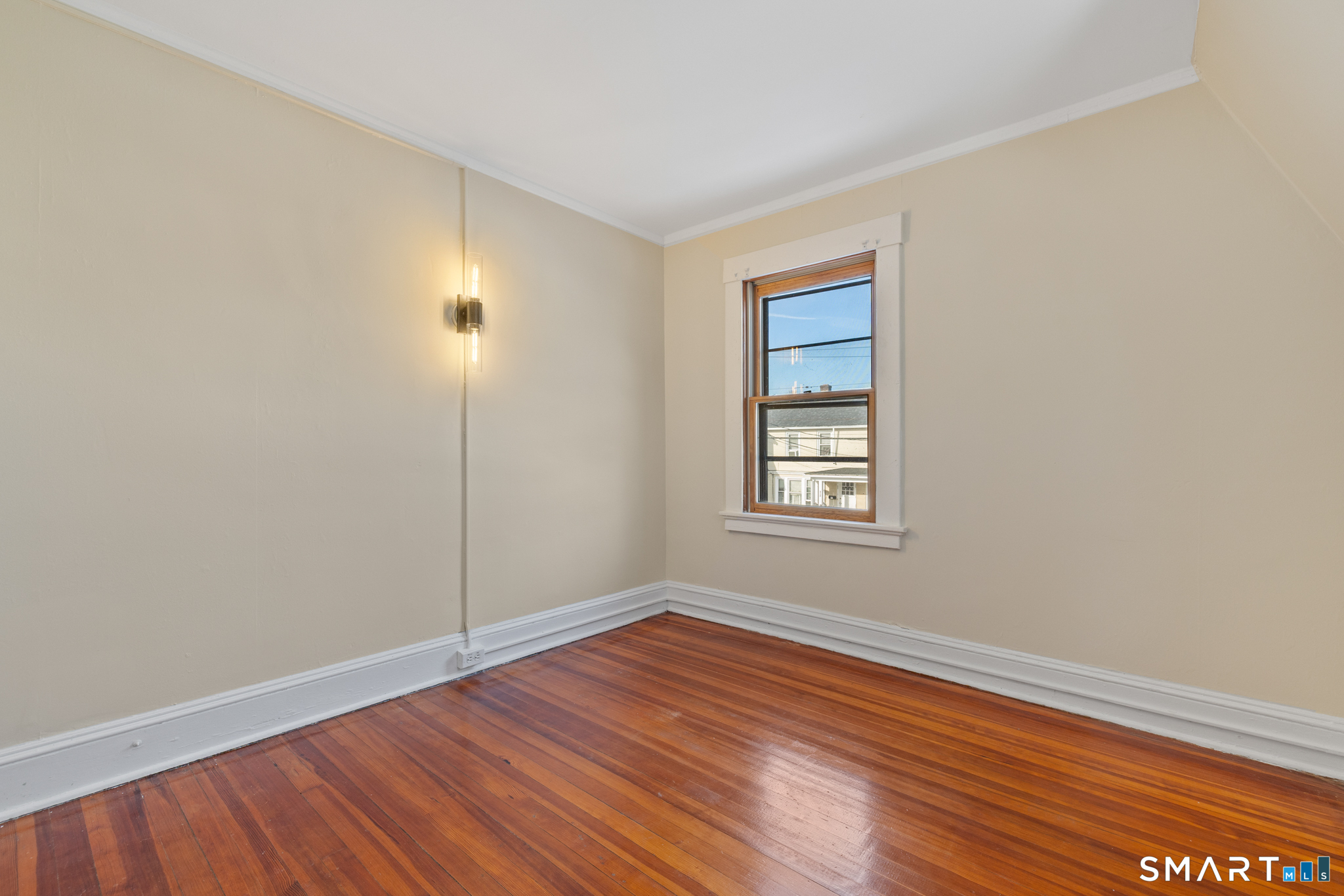 148 Cooper Hill Street 148