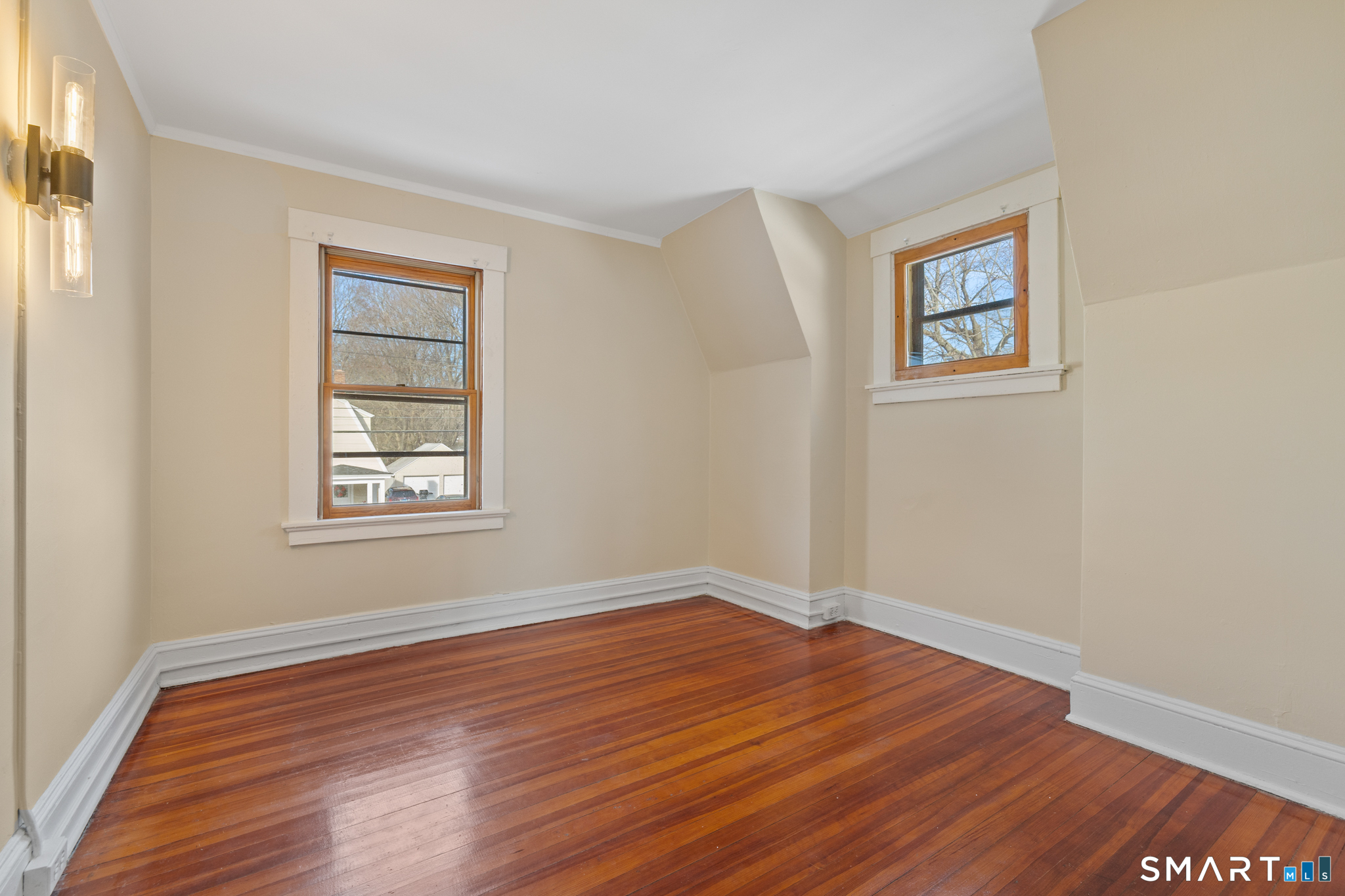 148 Cooper Hill Street 148