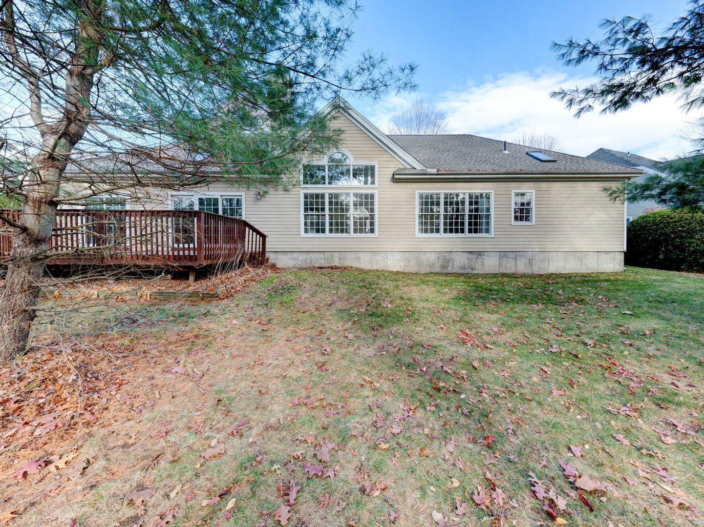 24 Worthington Drive 24