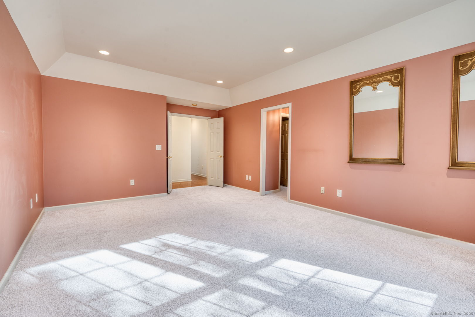 24 Worthington Drive 24