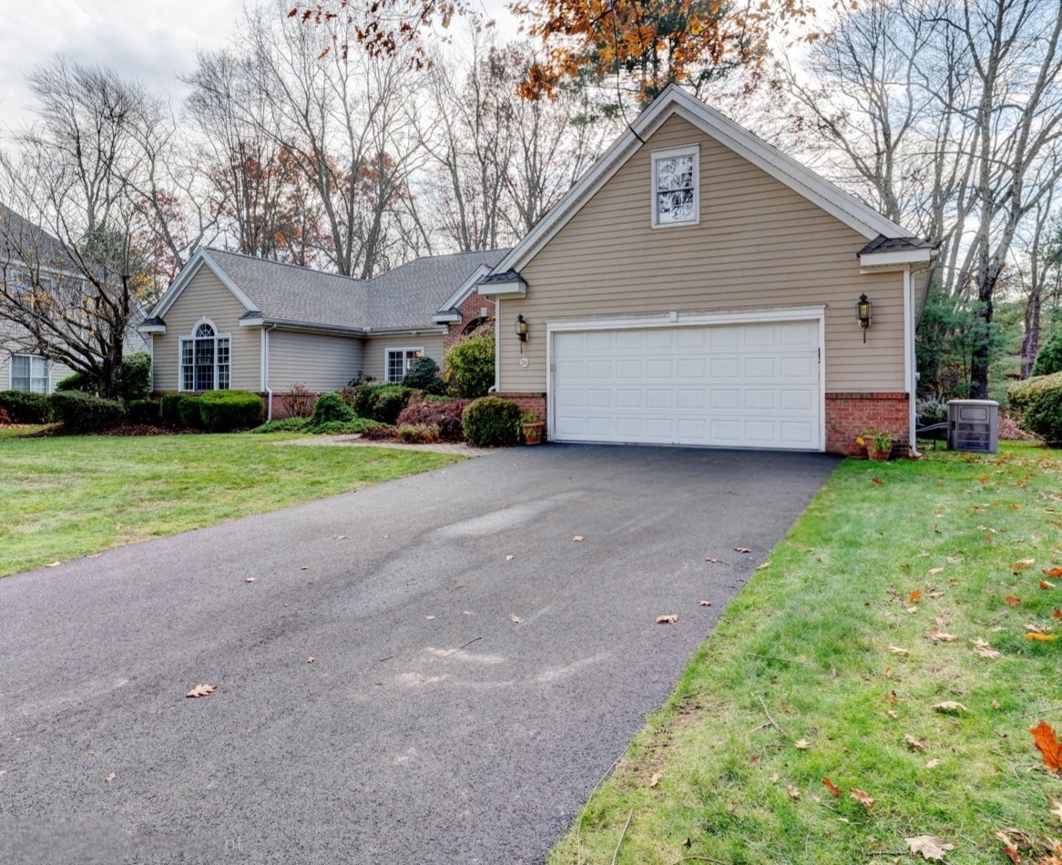 24 Worthington Drive 24