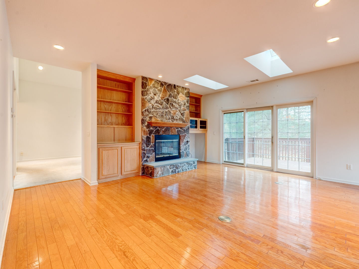 24 Worthington Drive 24