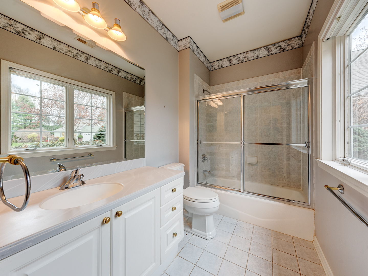 24 Worthington Drive 24