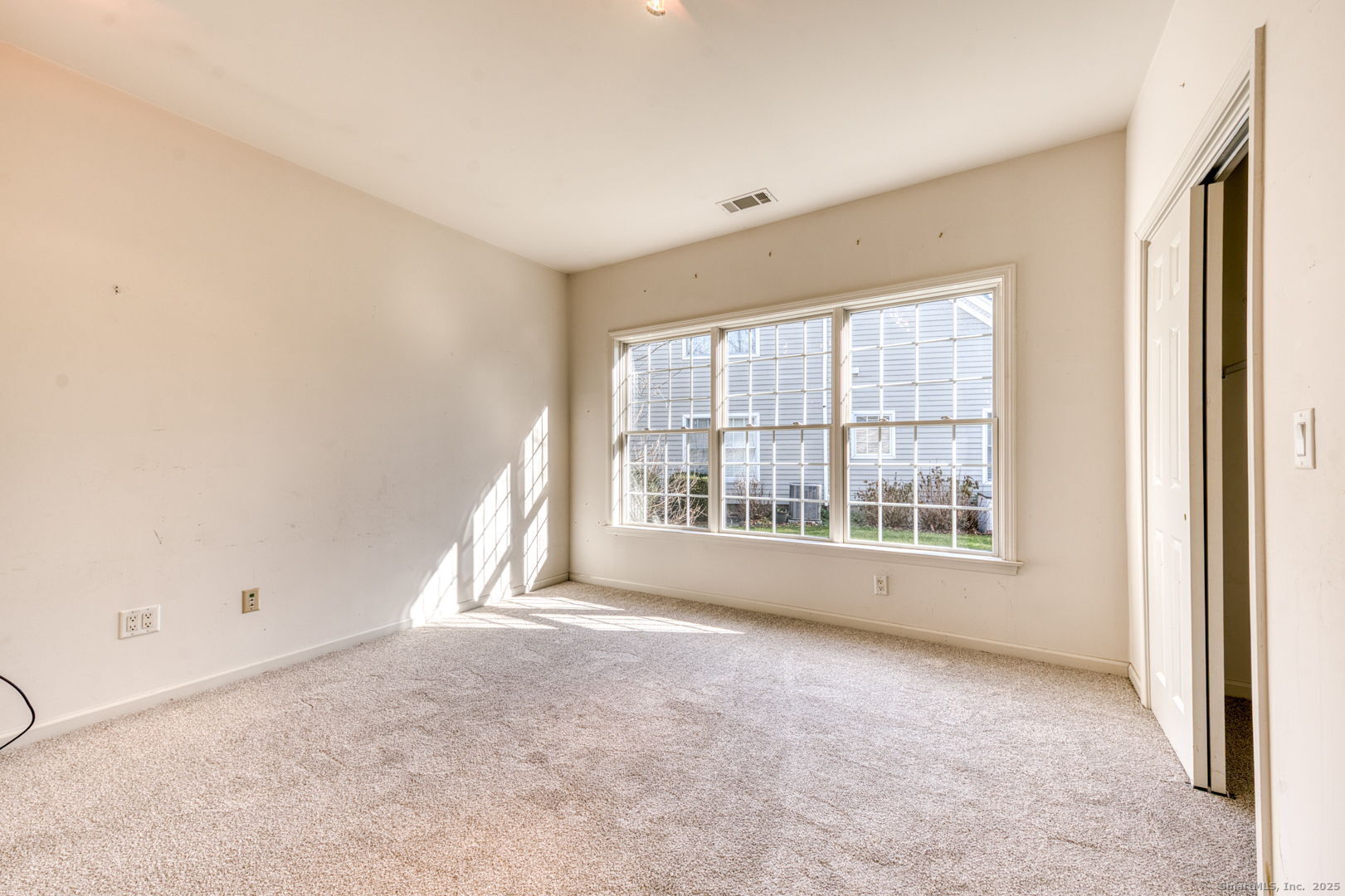 24 Worthington Drive 24