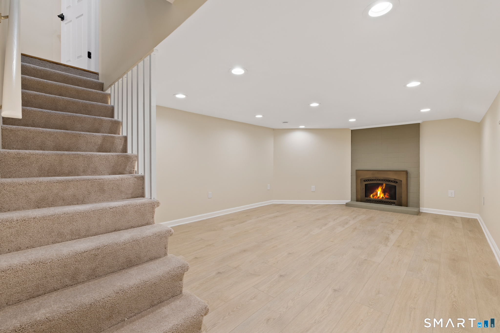 100 Lynwood Dr Extension