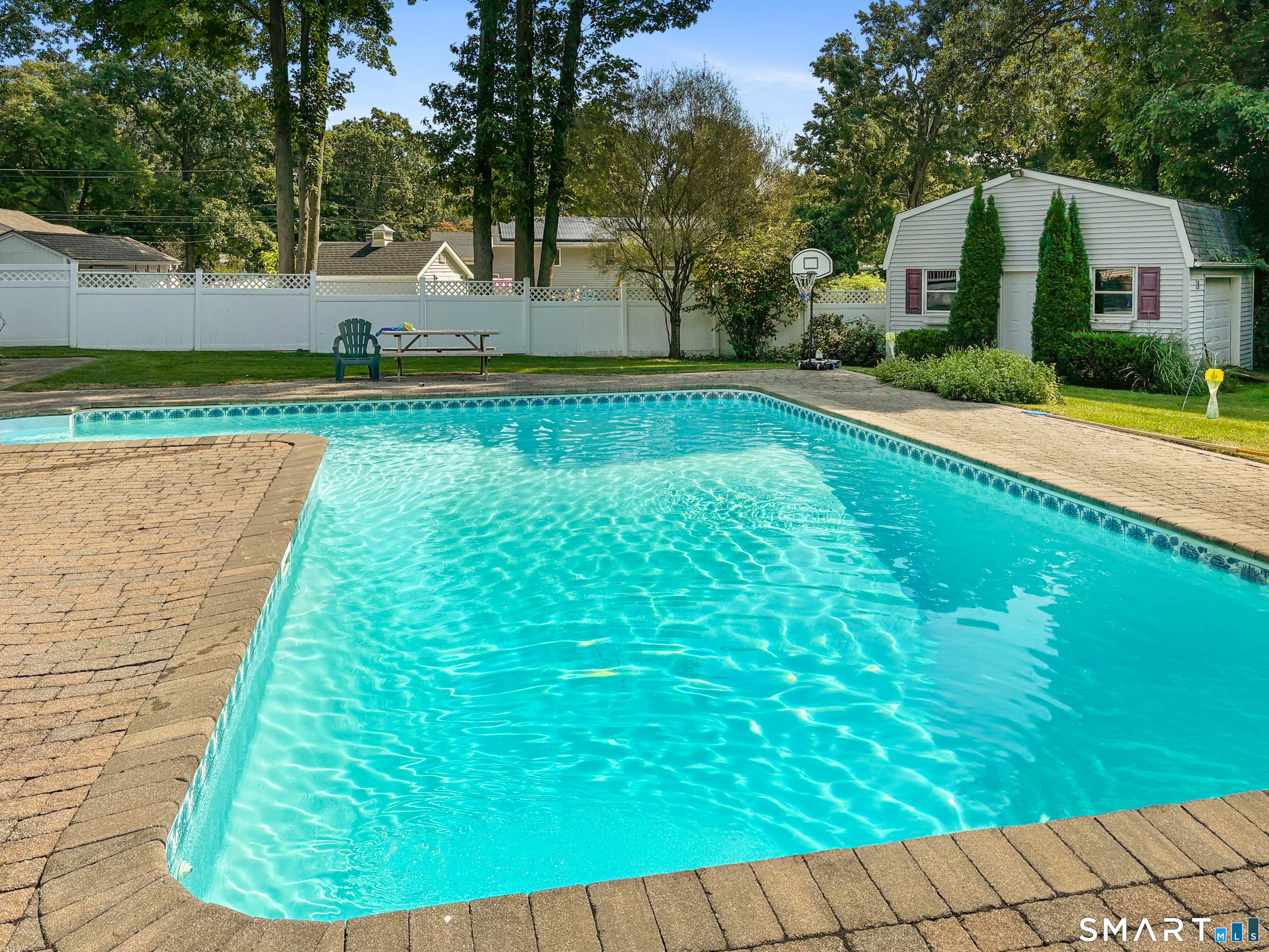 100 Lynwood Dr Extension