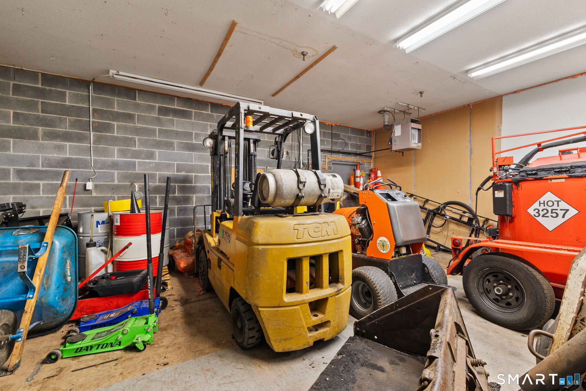 400 Chapel Road STE 1C