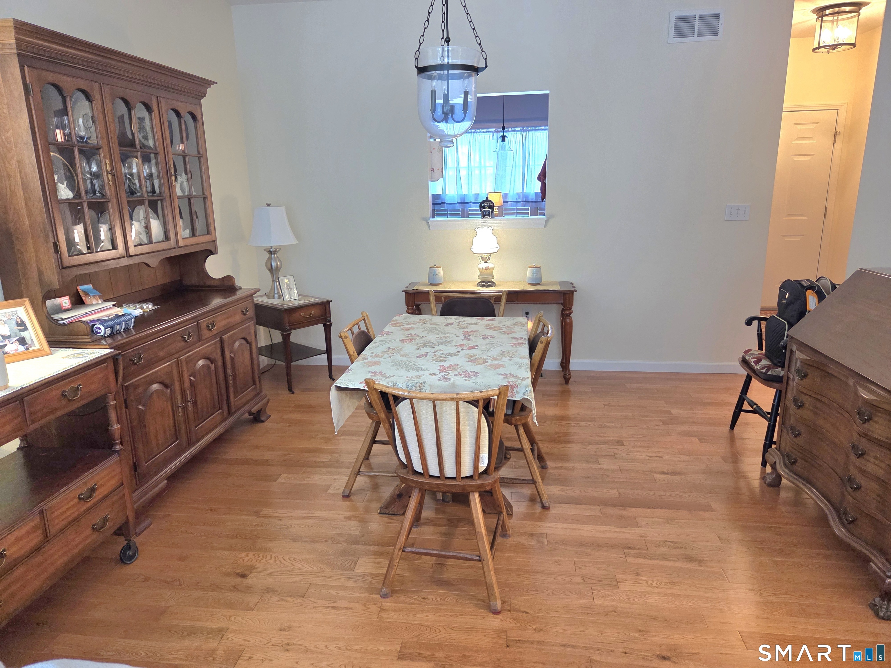 6 Whitman Lane 6