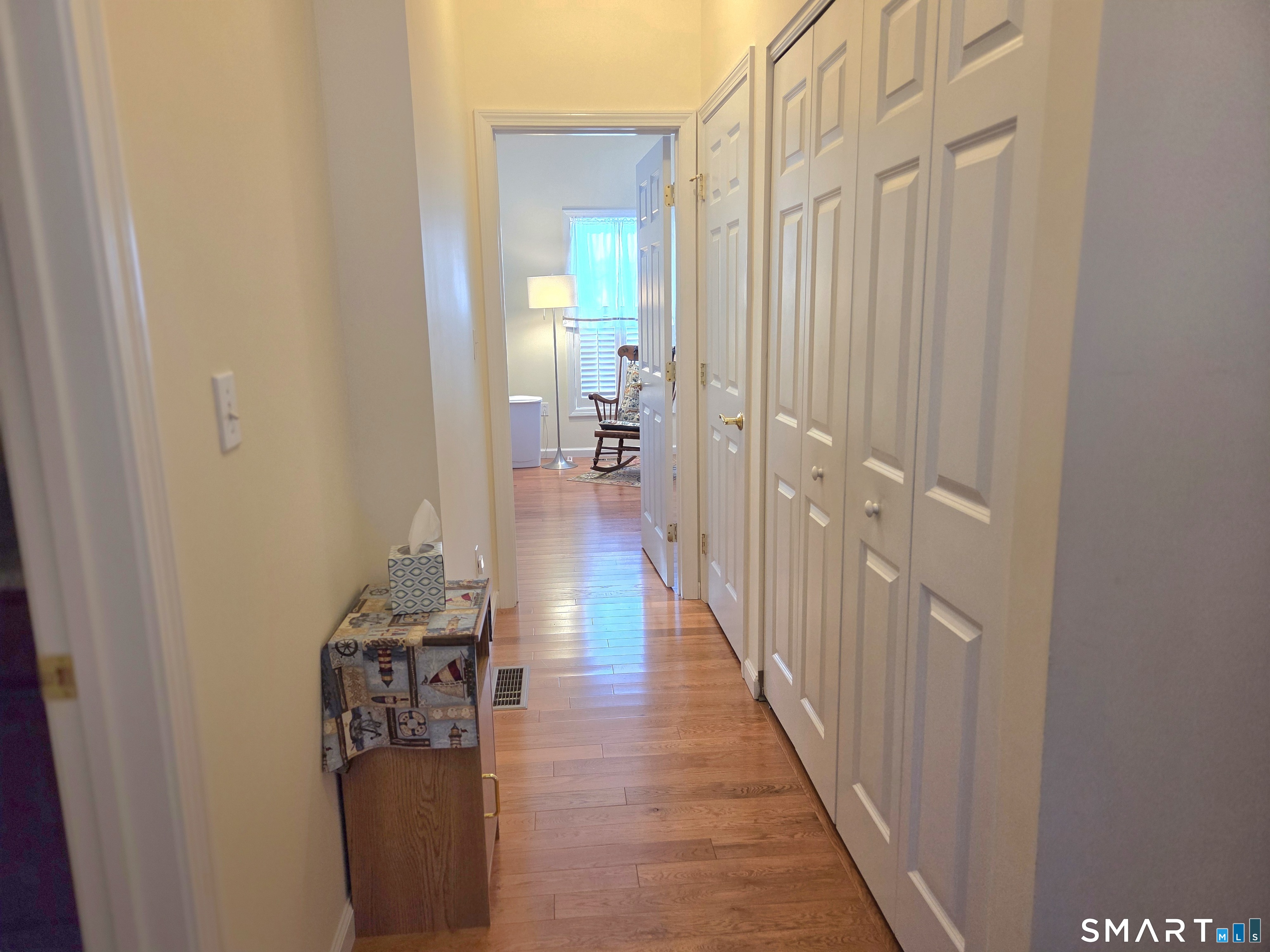 6 Whitman Lane 6