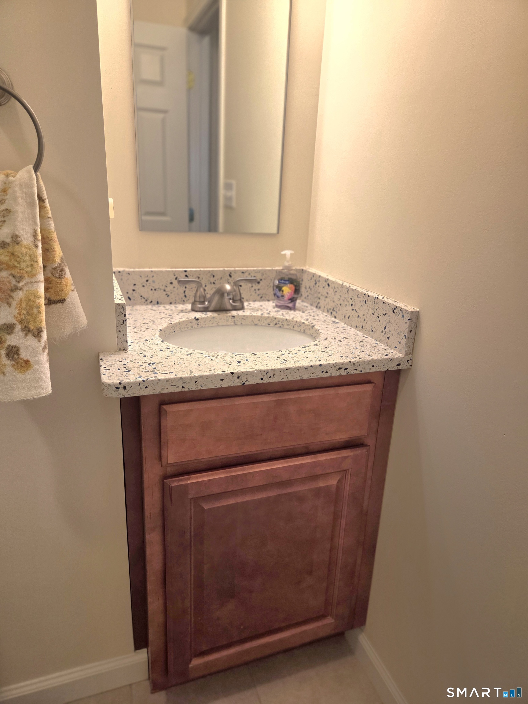 6 Whitman Lane 6