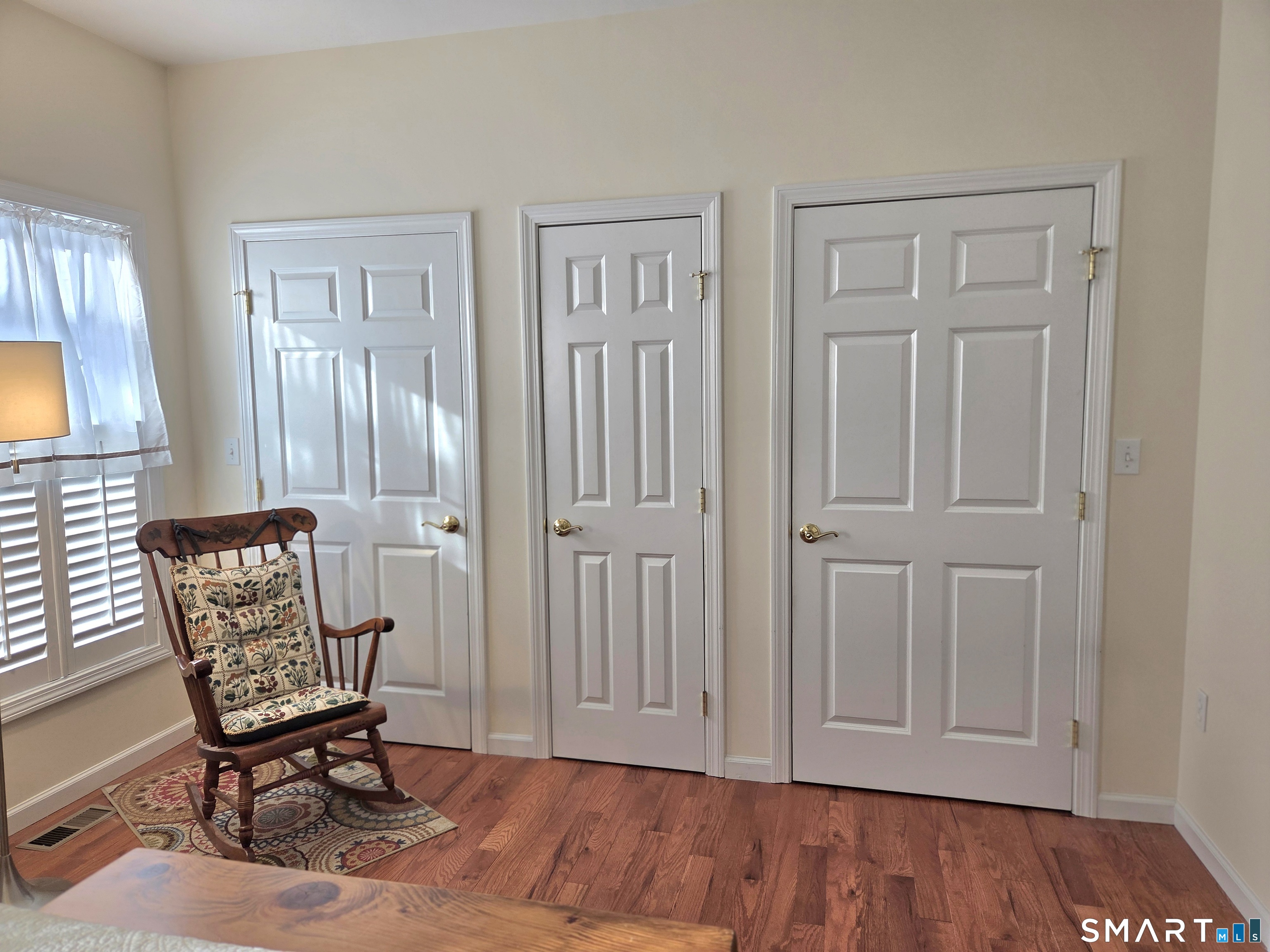 6 Whitman Lane 6