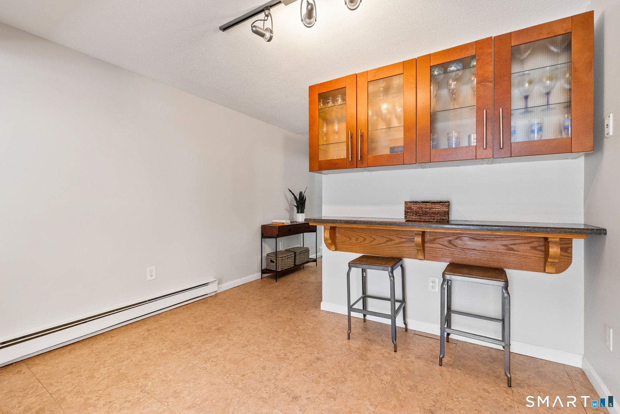 85 Cinnamon Springs 85