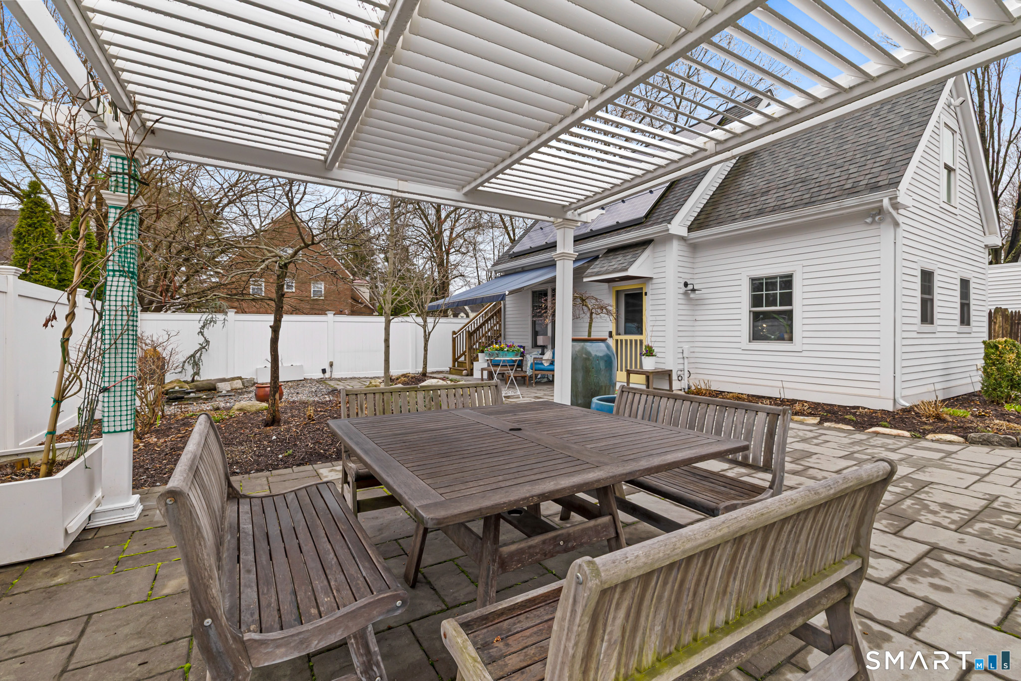 37 Ellsworth Road