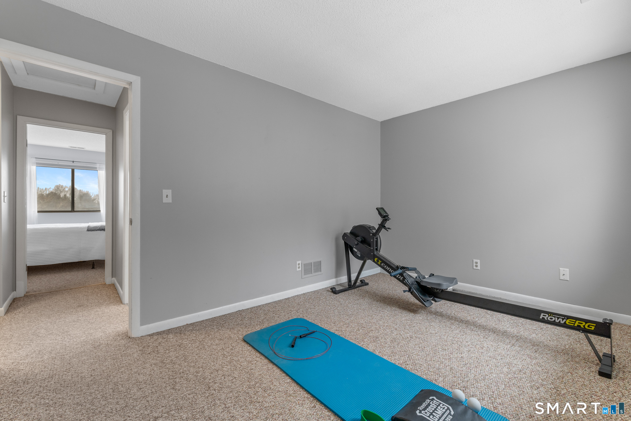 80 Country Lane APT 20