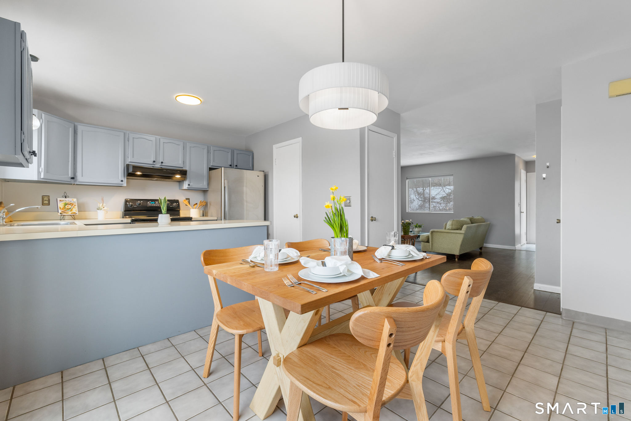 80 Country Lane APT 20