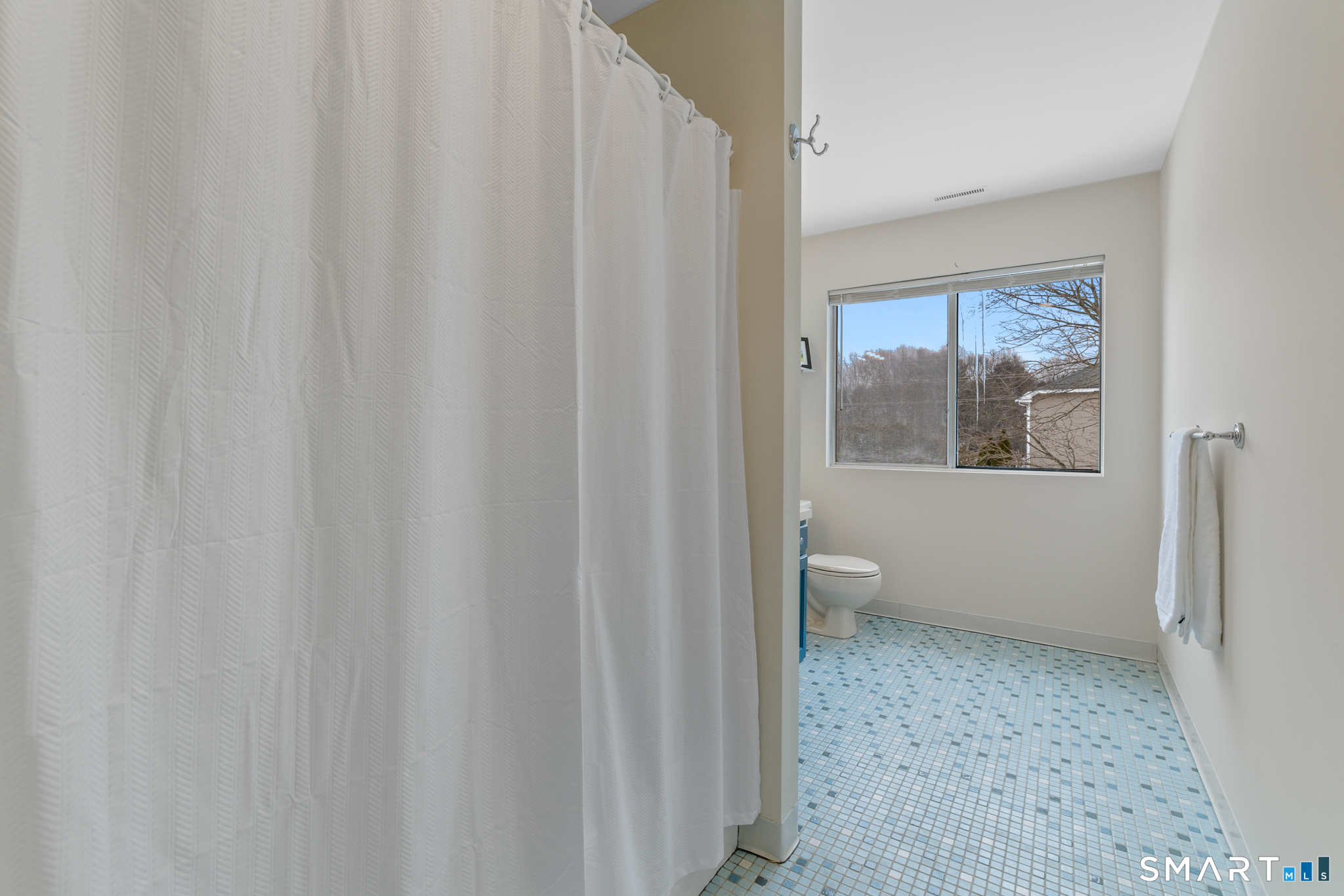 80 Country Lane APT 20
