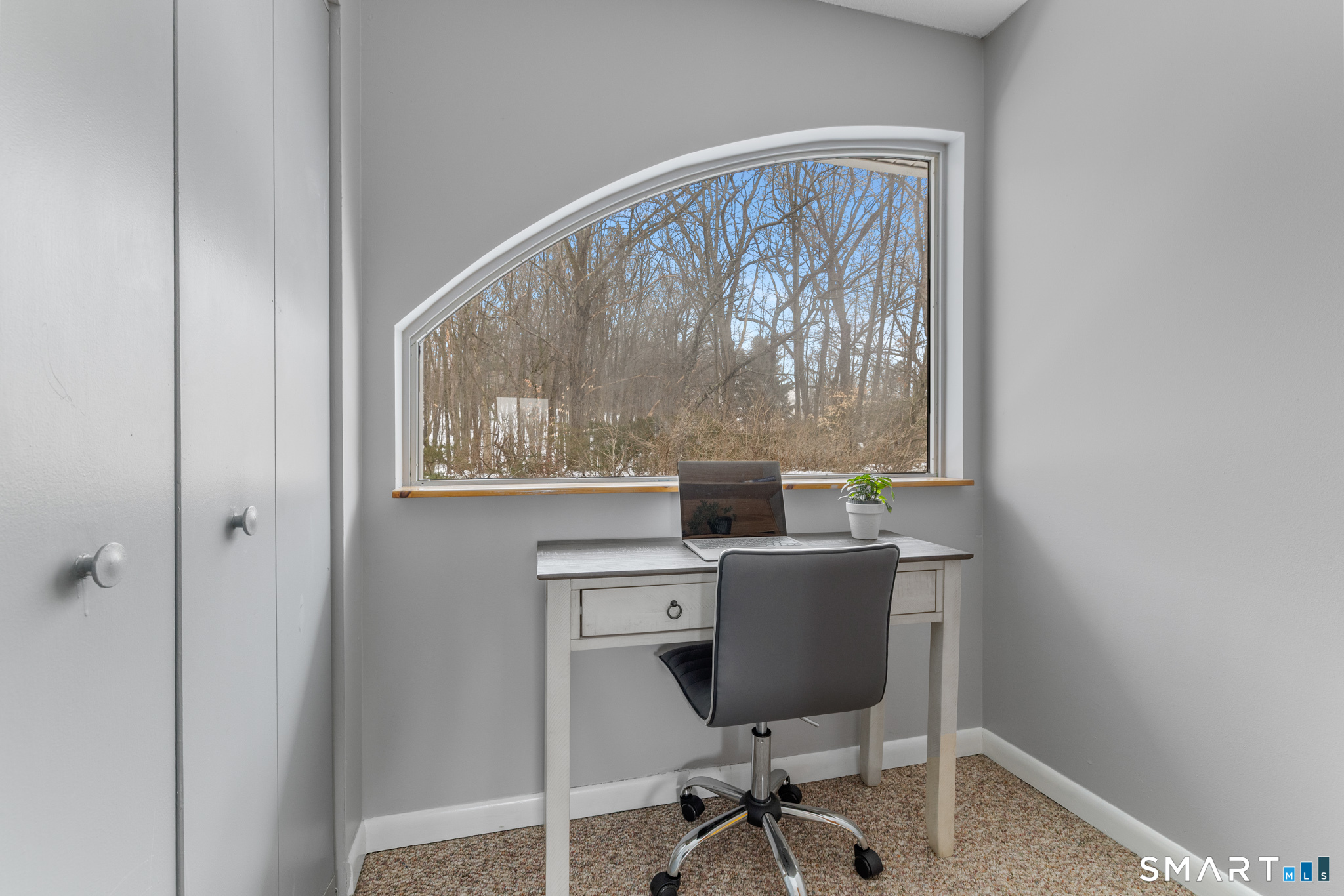 80 Country Lane APT 20