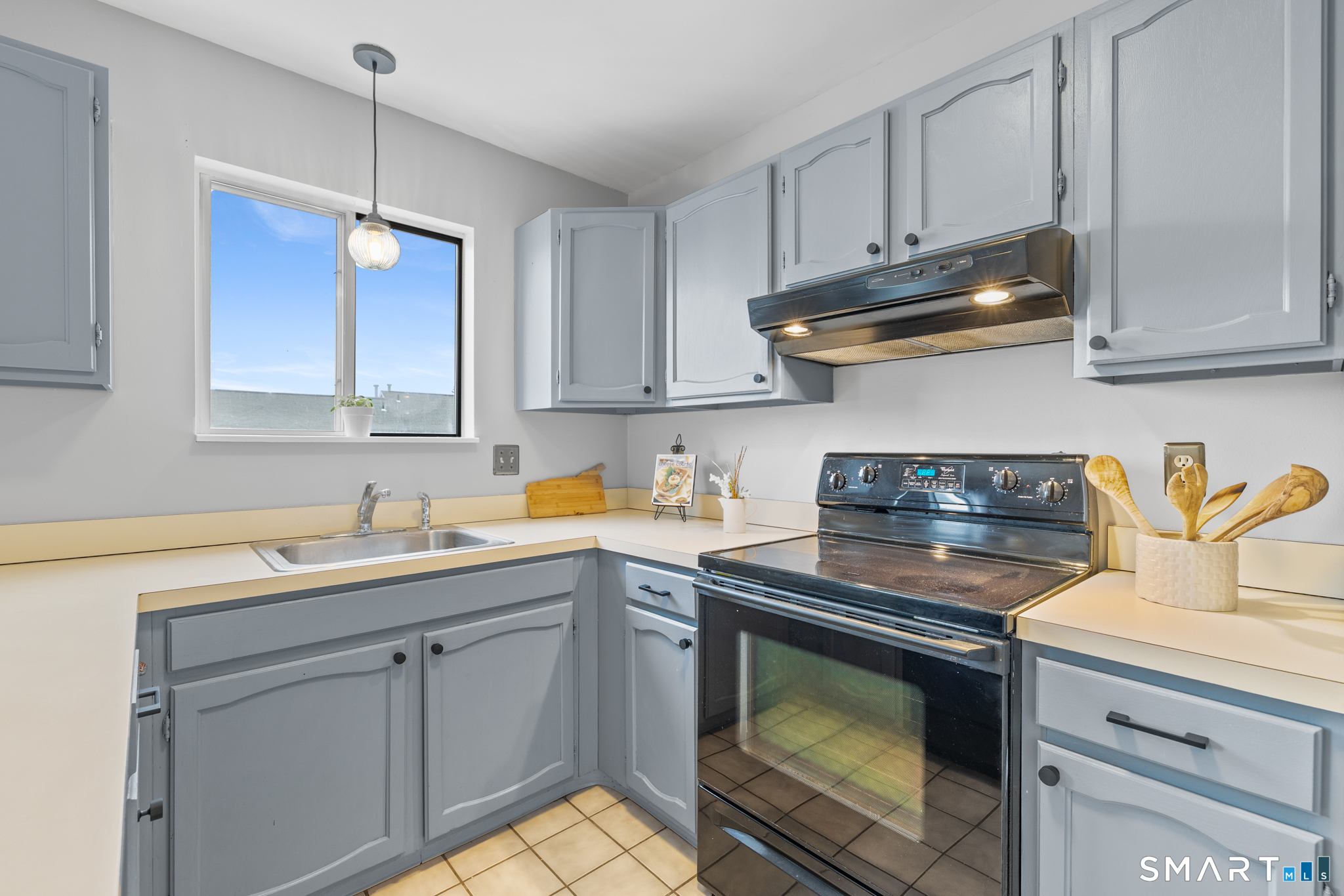 80 Country Lane APT 20