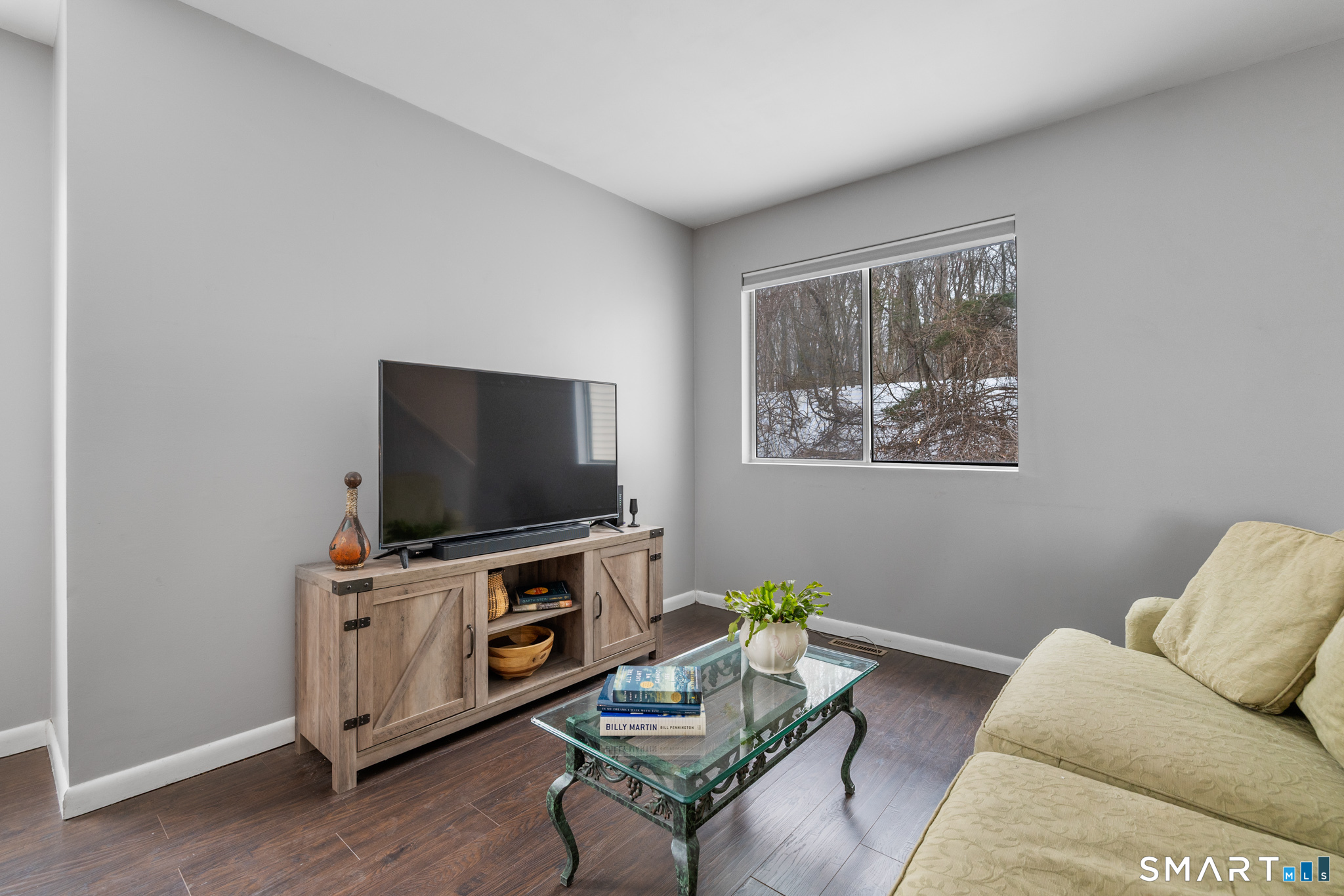 80 Country Lane APT 20