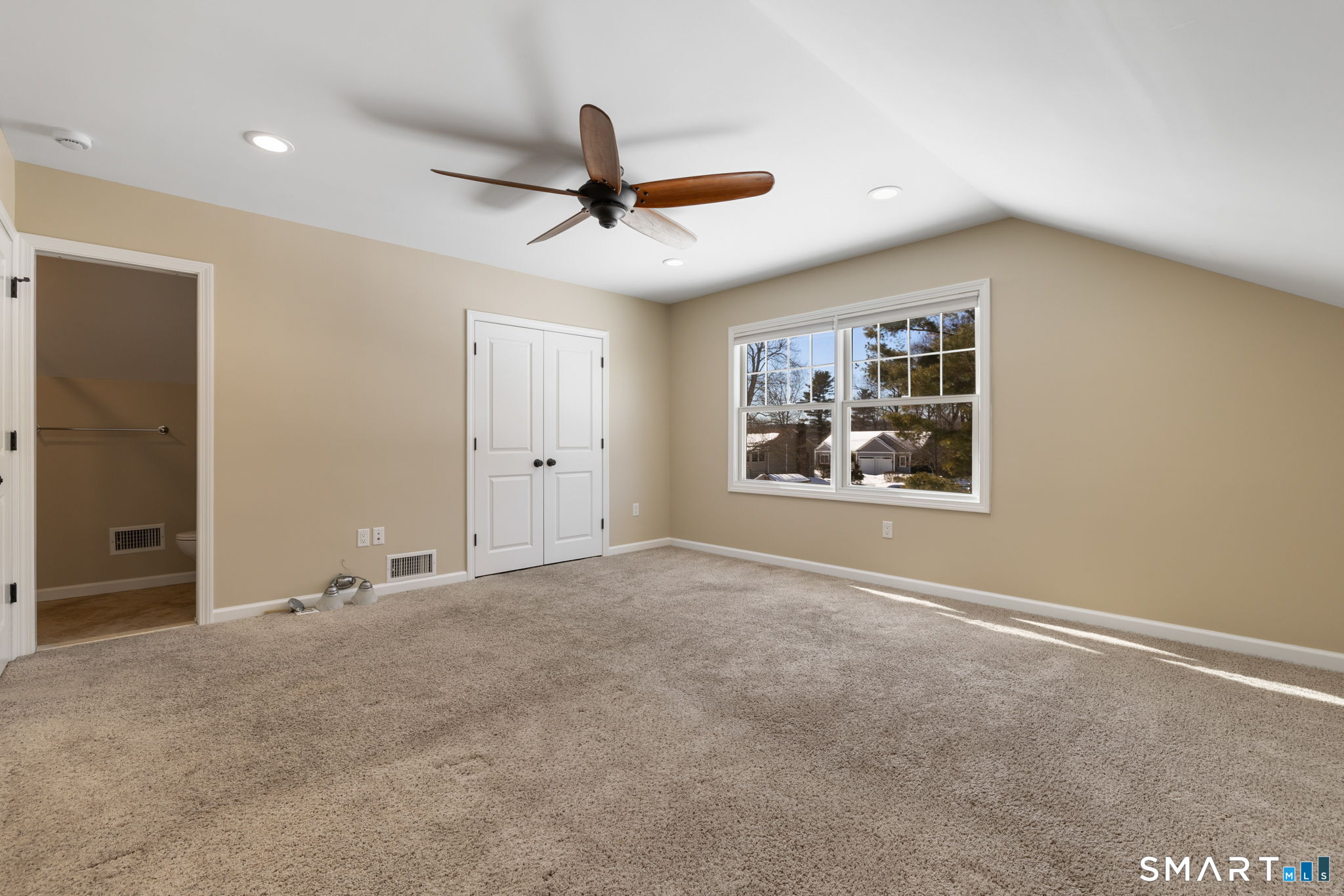 5 Sunningdale Lane
