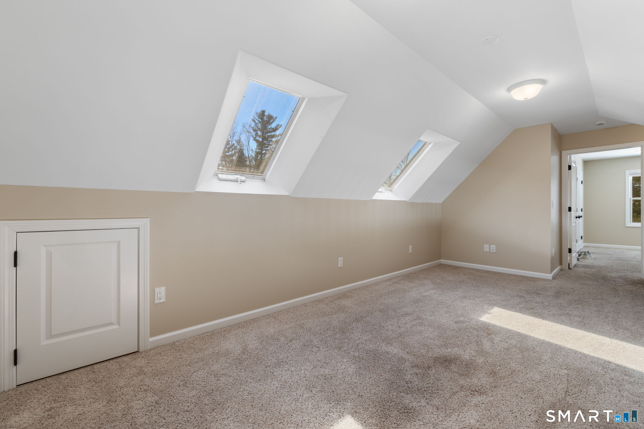 5 Sunningdale Lane