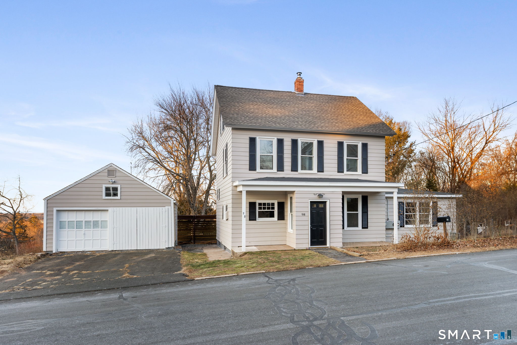 98 Grand Avenue