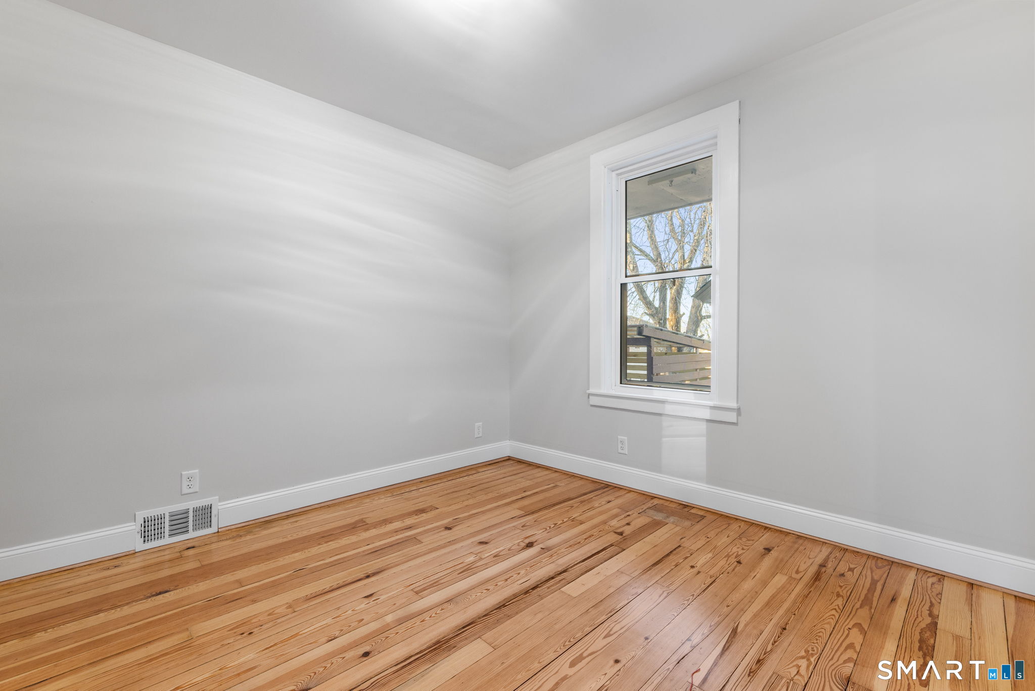98 Grand Avenue