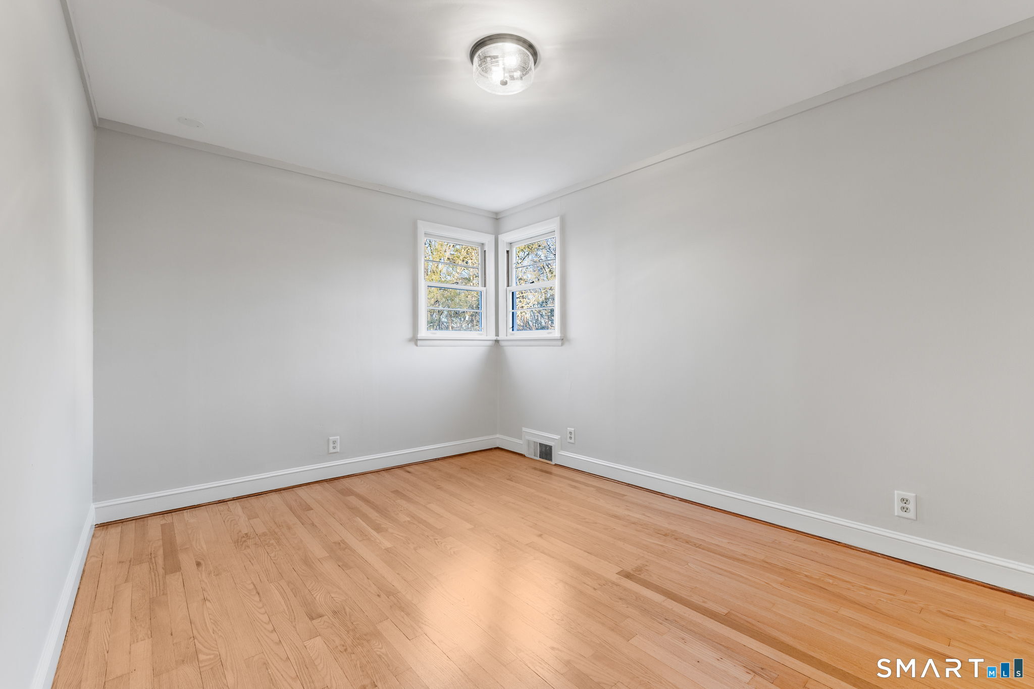 98 Grand Avenue