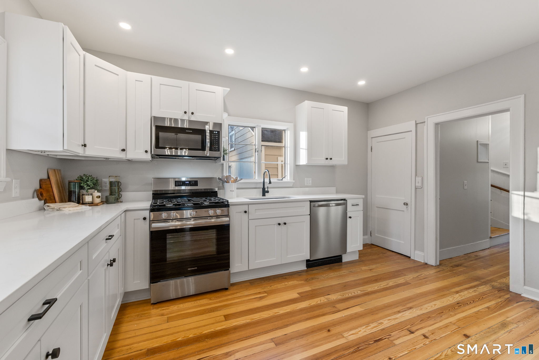98 Grand Avenue