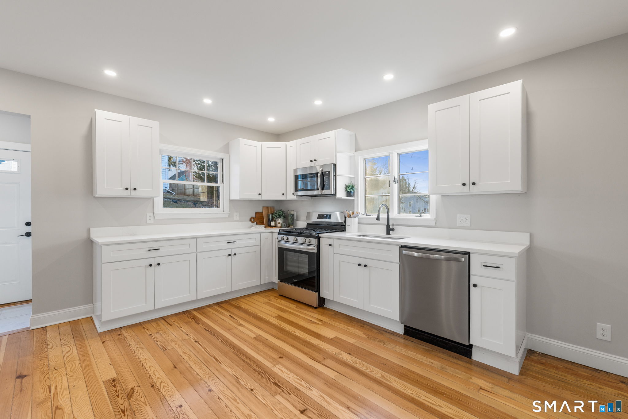 98 Grand Avenue