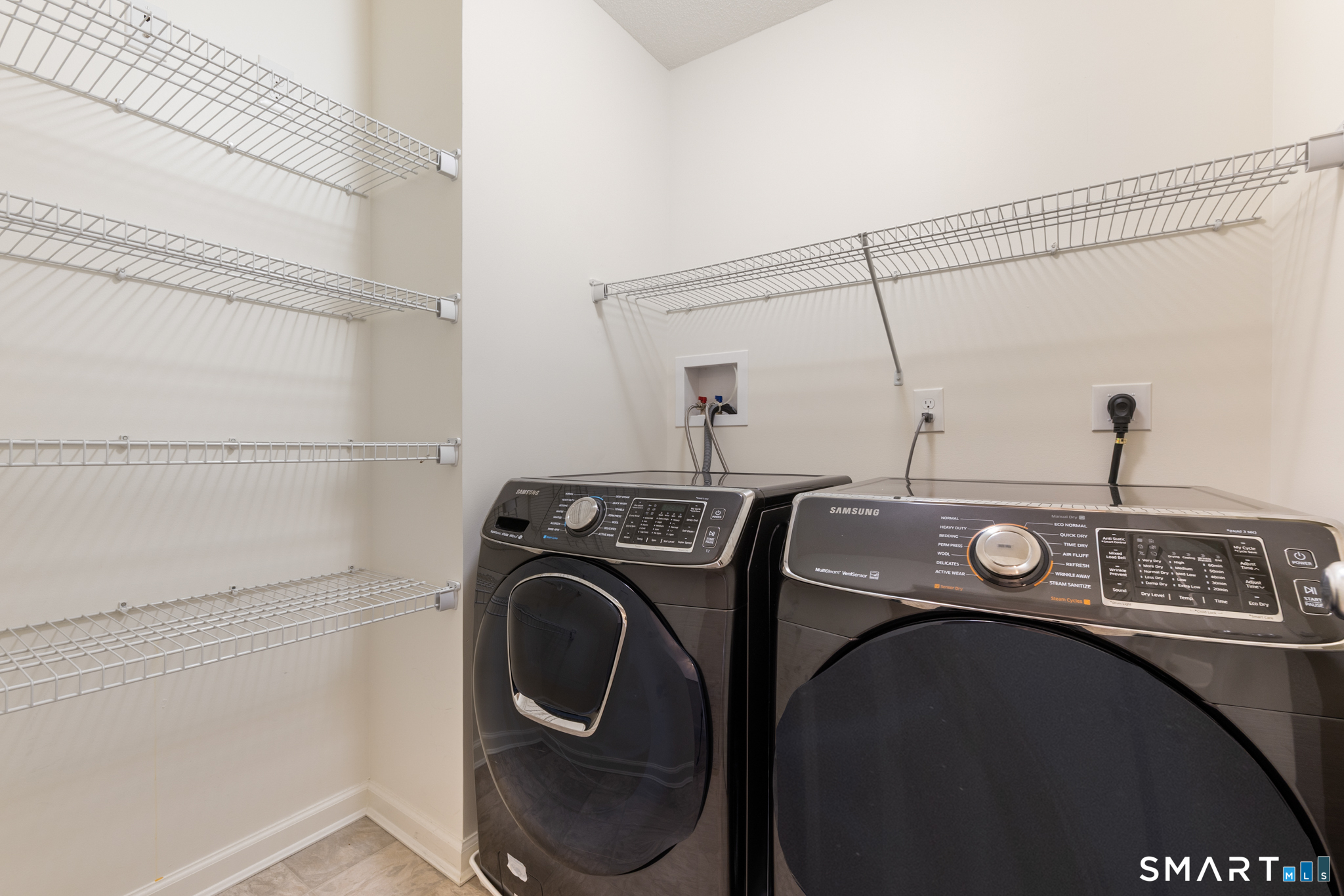 316 Pepin Place 316