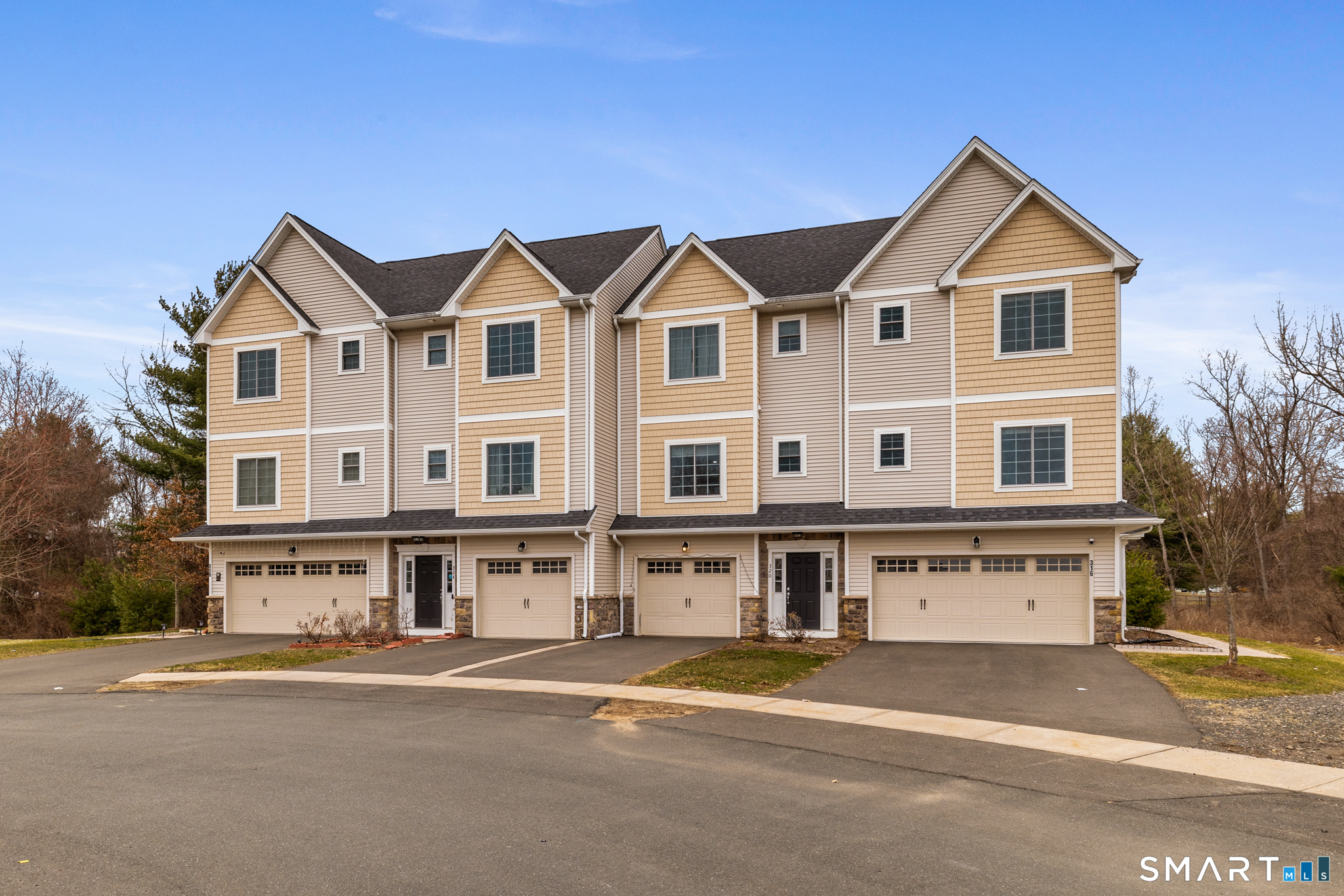316 Pepin Place 316