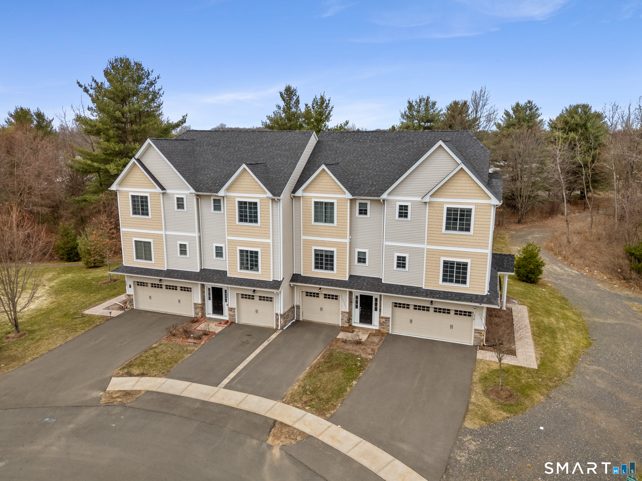 316 Pepin Place 316