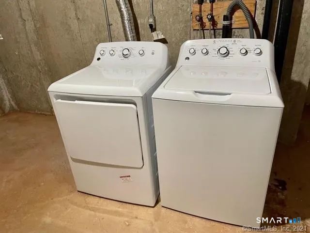 21 Field Rock Road 21