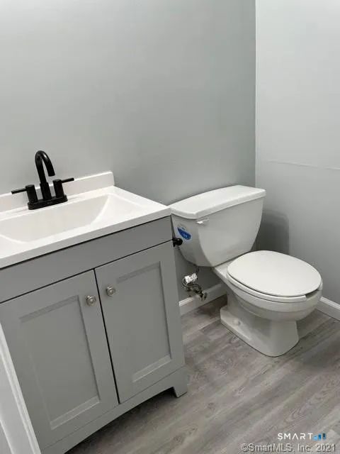 21 Field Rock Road 21